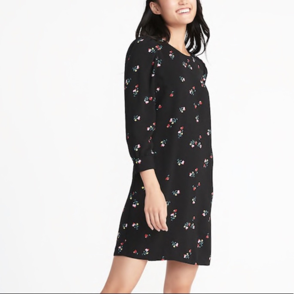 Old Navy Floral shift dress